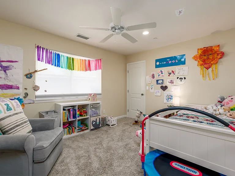 718 Walnut Ave — Photo 6