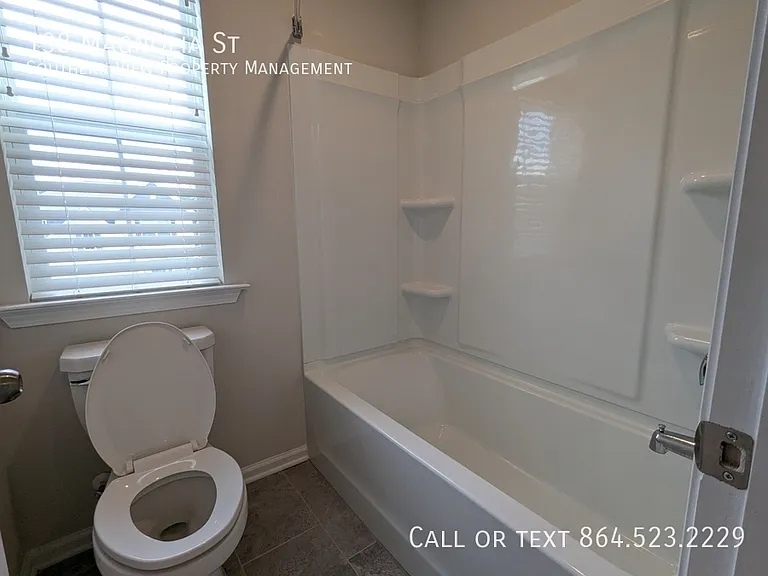 138 Magnolia St — Photo 32