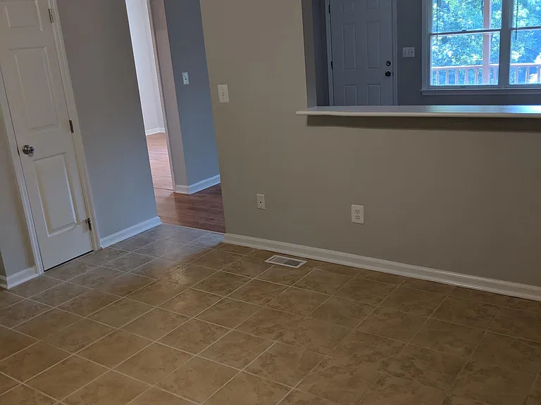270 Parkside Rd — Photo 12