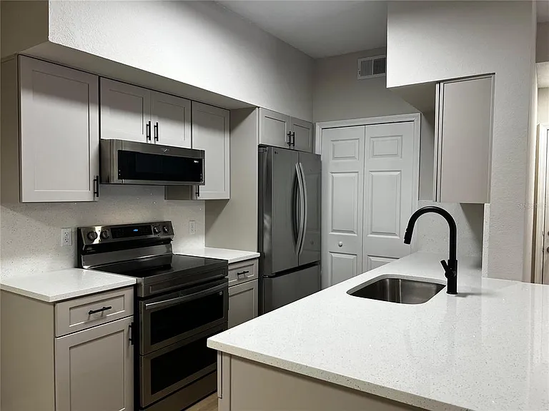 13102 Mulberry Park Dr #917 — Photo 5