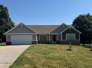 1130 S Deer Rd, West Des Moines, IA 50266