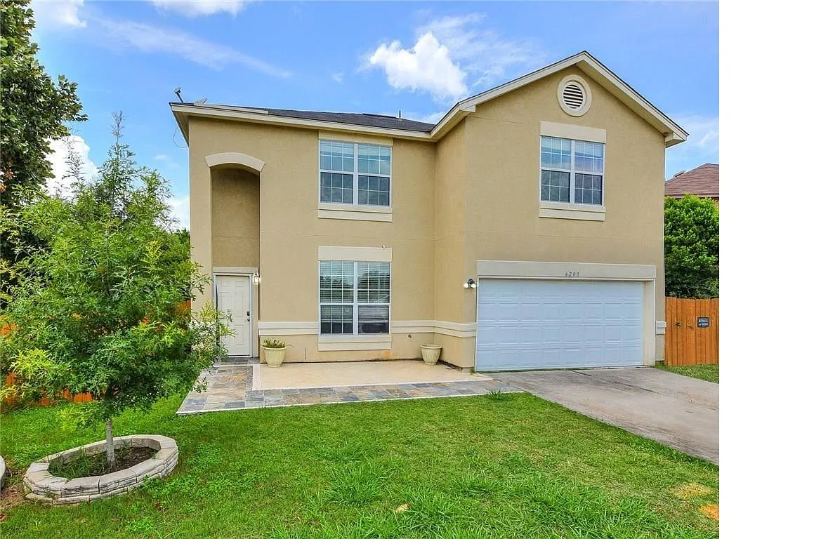 Building Photo - 6200 Ken Caryl Dr