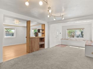 111 Huddleson St, Santa Fe, NM 87501