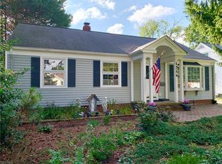 4346 Grannis Rd, Fairview Park, OH 44126