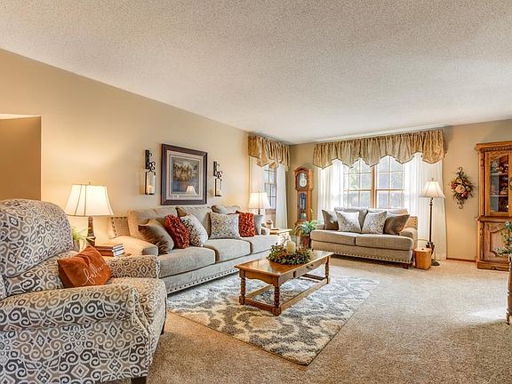 5th image of 1611 Knollwood Dr
