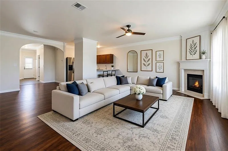 2 bed, 2.5 bath, 1550 sqft, $2,500 — Photo 2