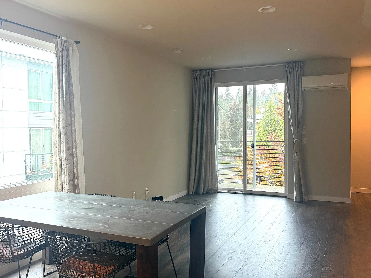 4 bed, 3.5 bath, 1784 sqft, $4,500 — Photo 4