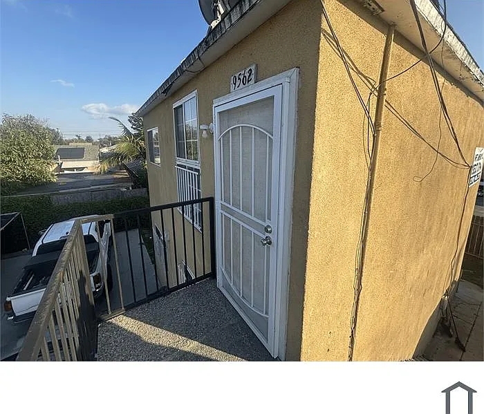 1 bed, 1.0 bath, $1,850 — Photo 3