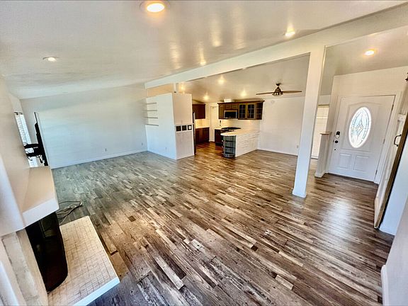5th image of 2925 Mission Village Dr