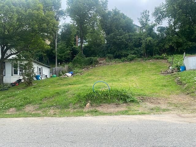 1st image of 23 River St