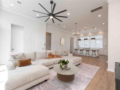 905 W 16th St #B, Houston, TX, 77008