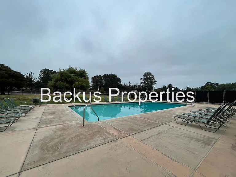14685 Charter Oak Blvd — Photo 20