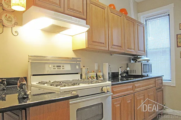 Rented by Ideal Properties Group | media 7