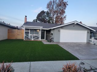 32480 Lake Temescal Ln, Fremont, CA 94555