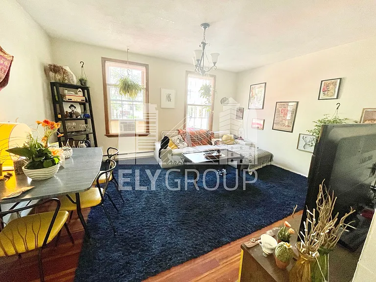 74 Thorndike St #2 — Photo 4