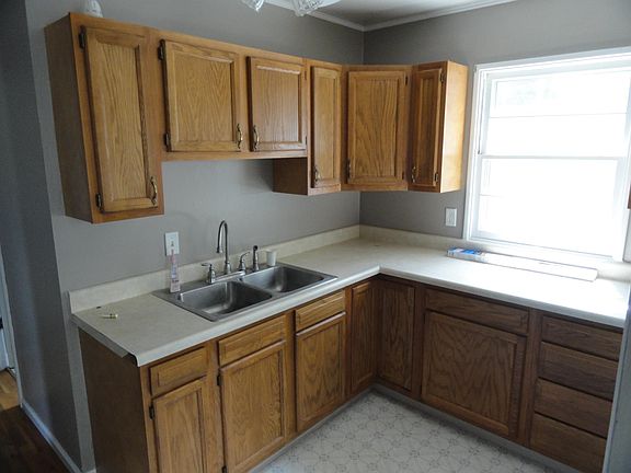3rd image of 3827 S 17th St
