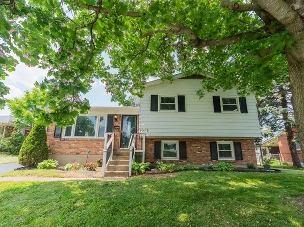 1613 Hastings Ct, Lexington, KY 40505