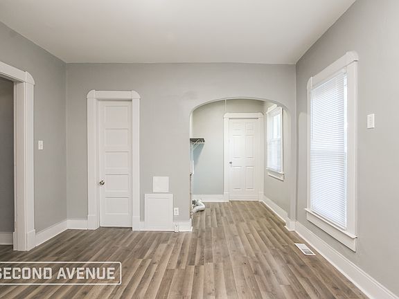4th image of 1830 Westview Dr