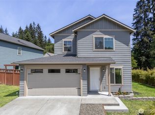 26408 Lola Pl NE, Kingston, WA 98346