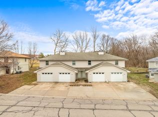 2610 NW 3rd Ter, Blue Springs, MO 64014