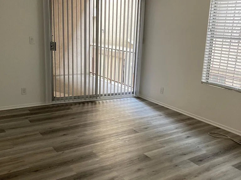 1 Bed + 1 Bath - Unit 103 Patio space