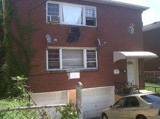 206 4th St, Newark, NJ 07107