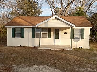 2nd image of 2166 Magnolia St
