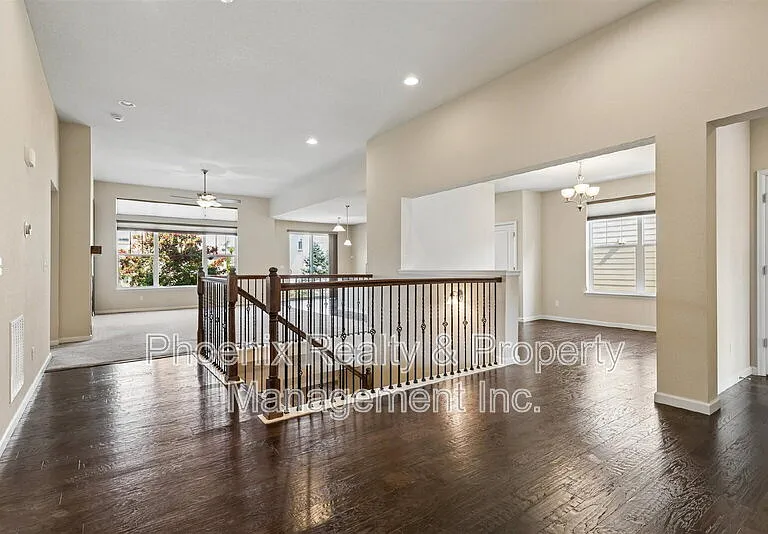 2274 Front Range Rd — Photo 2