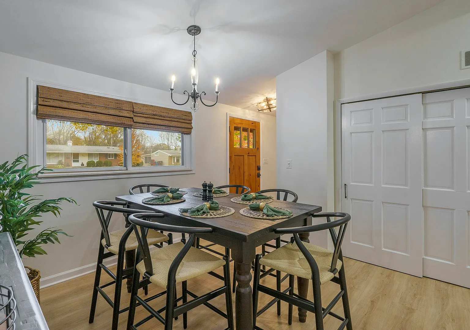 2804 Canterbury Road — Photo 4