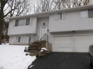 428 N Walnut St, Waterbury, CT 06704