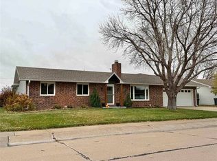 4015 W Redwood Dr, North Platte, NE 69101