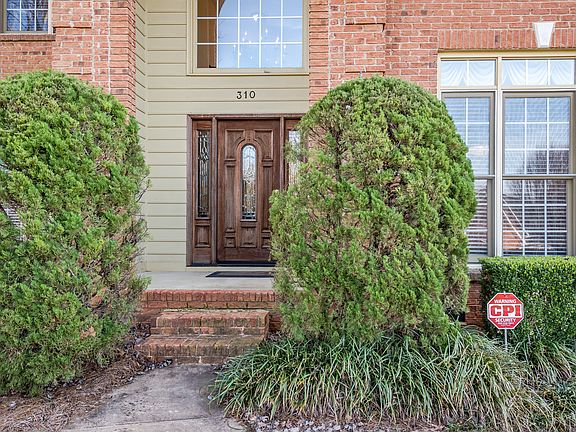 2nd image of 310 Southern Cross Ln