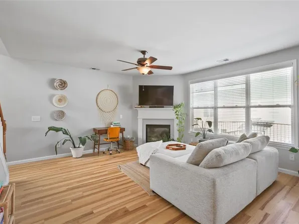 18 Jekyll Dr #31, Marietta, GA 30066