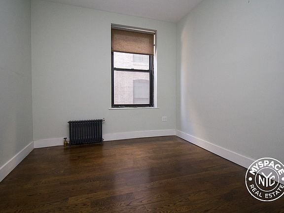 4th image of 1154 Pacific St APT 1D