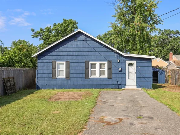 94 Upland St, Springfield, MA 01104