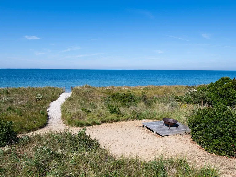 36 Bay Inlet Rd — Photo 3