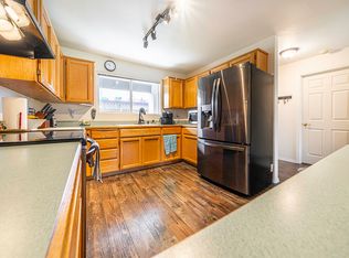 815 Pine St APT 11, Rogue River, OR 97537