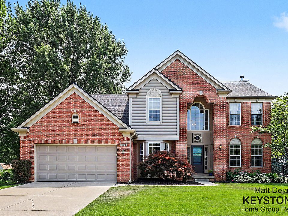 1st image of 3870 Windwood Dr NE