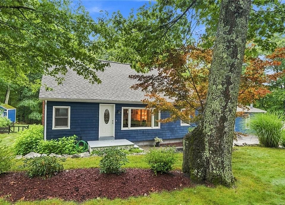1st image of 321 Cooper Hill Rd