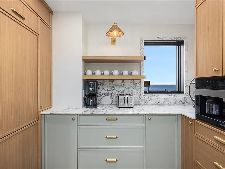 41 Atlantic Ave — Photo 22