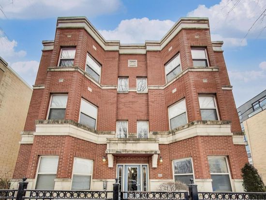1016 S Racine Ave APT 302, Chicago, IL 60607