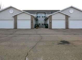 853 Saint Albert The Great Dr, Sun Prairie, WI 53590