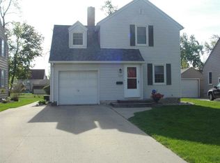 1124 Smith Ave, Worthington, MN 56187