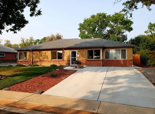 1061 Scranton St, Aurora, CO 80011