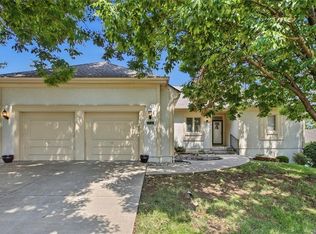 7924 W 118th Ter, Overland Park, KS 66210