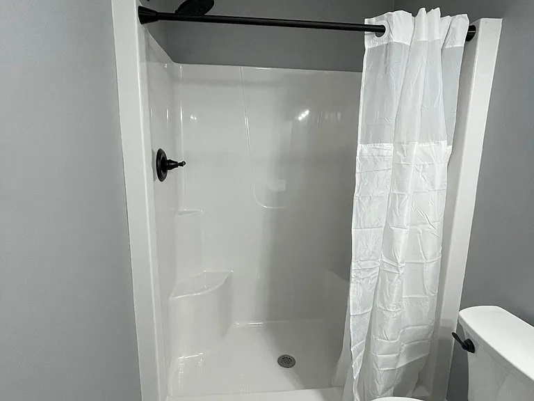 196 Rembrandt Dr — Photo 13