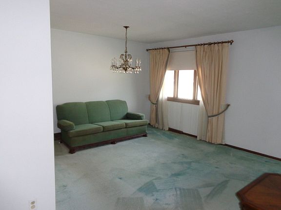 5th image of 5111 Thoreau Dr