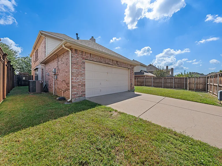 13459 Juneau Dr — Photo 30