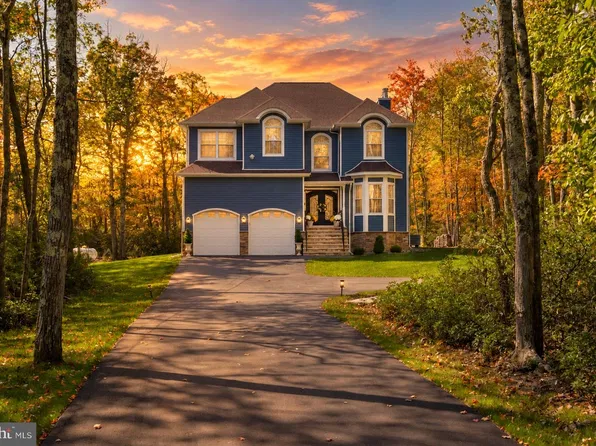 109 Forest Lake Dr, Jim Thorpe, PA 18229