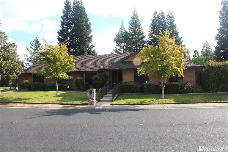 1st image of 1764 Vista Creek Dr